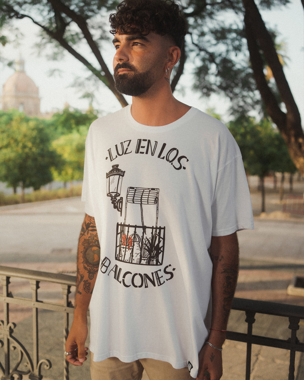 Camiseta 'Luz en los balcones' - Imagen 7